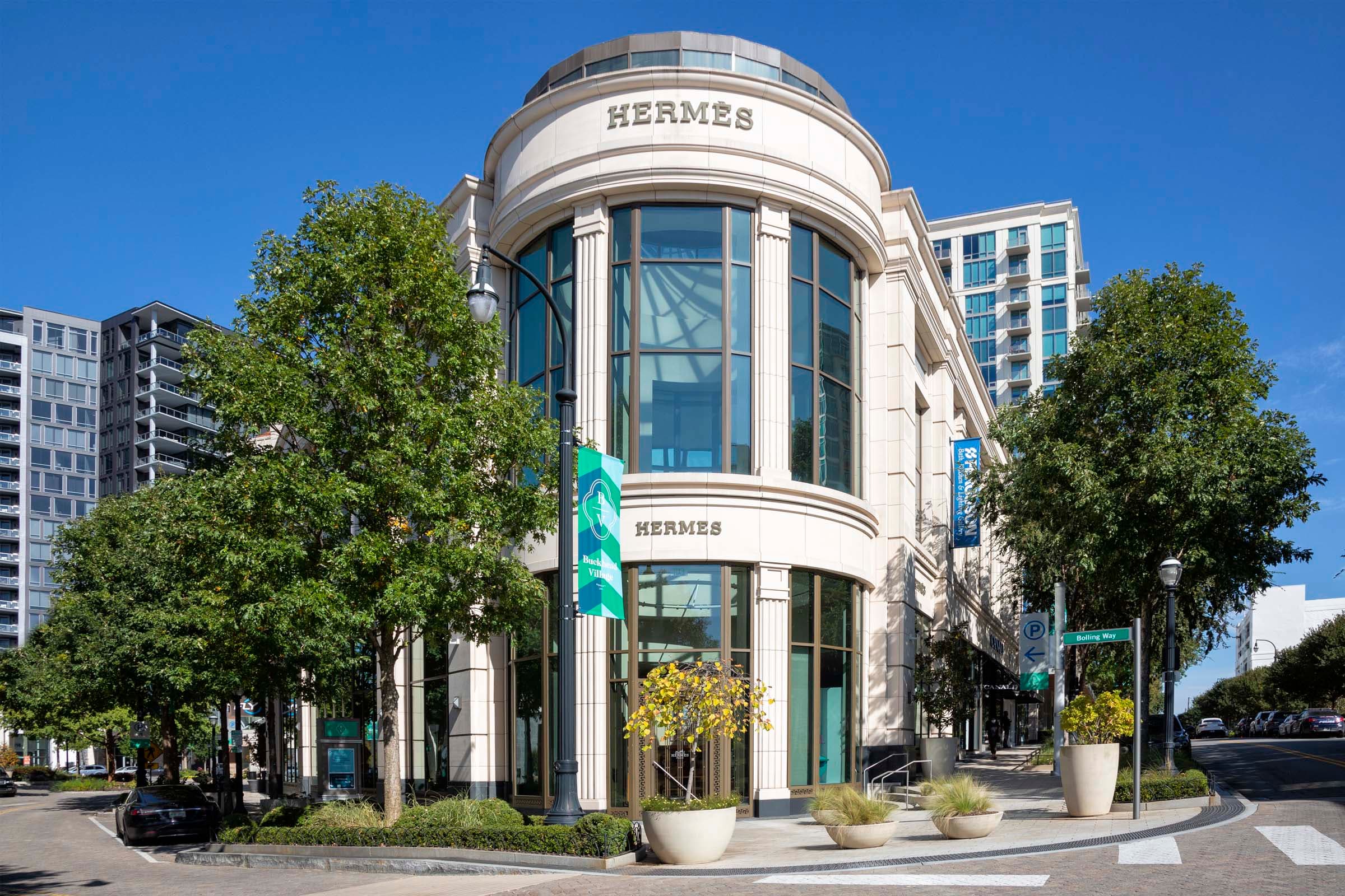 Luxury Shopping and Dining